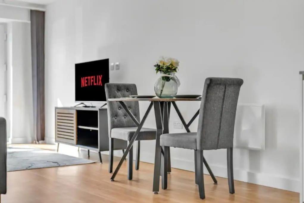 Deluxe 1 Bed In Colindale Wembley With Freewifitv Apartment Londra Exterior foto